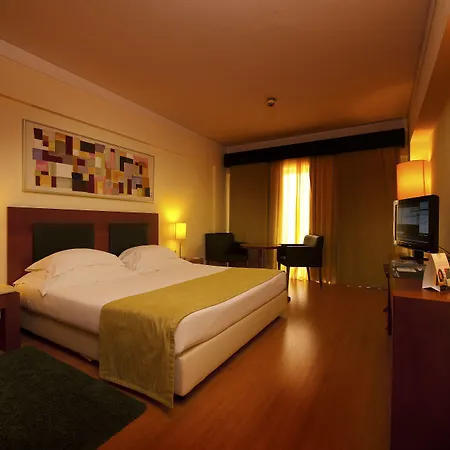 奥拉戈阿塞罗格尔别墅酒店 4* 阿尔布费拉